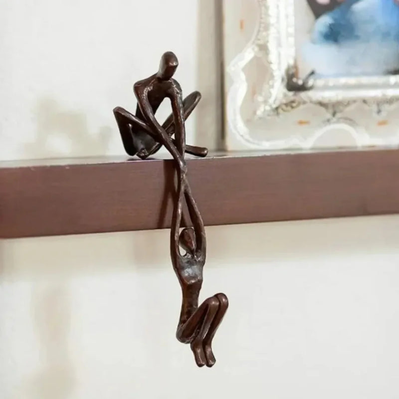 Escultura Homem e Mulher em Resina